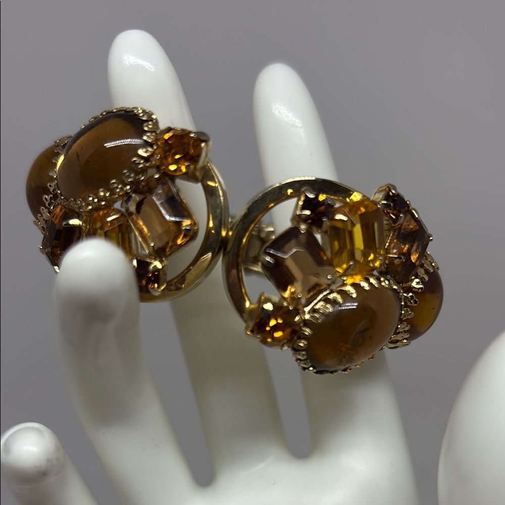 Gorgeous vintage clamper bracelet